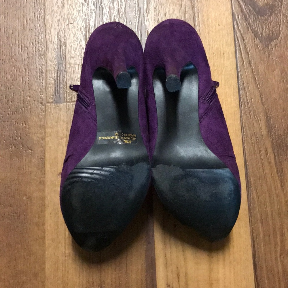 Booties - Picture 4 of 5